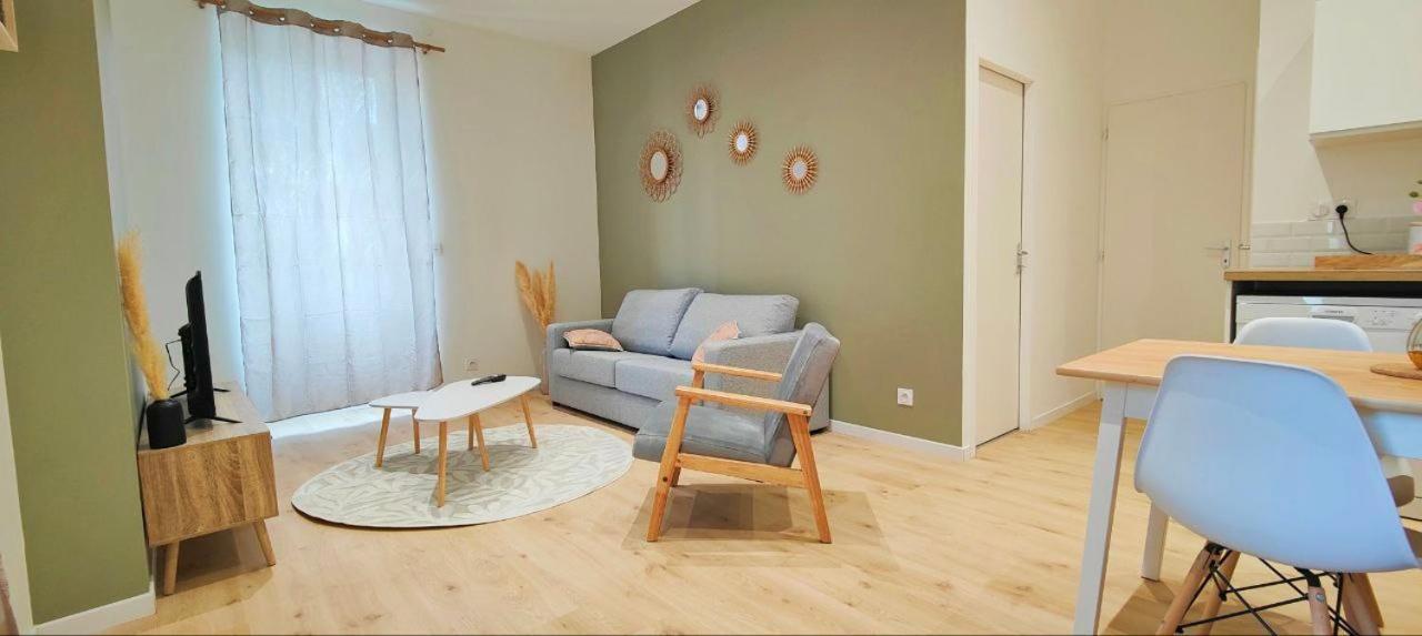 Appartements A Theme Клермон-Феран Екстериор снимка