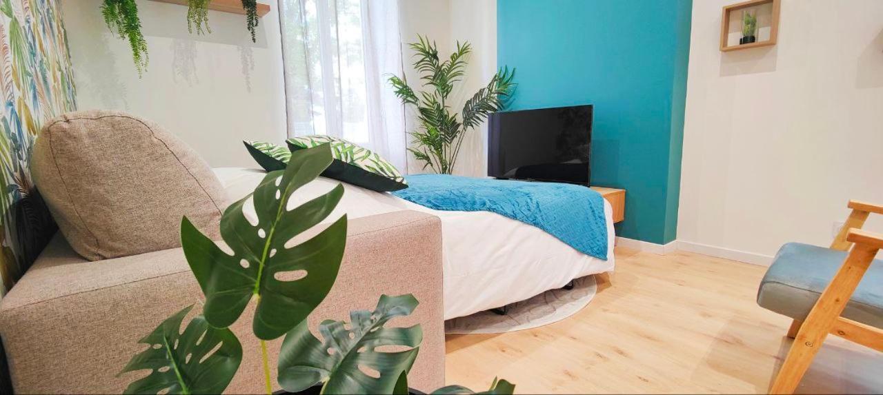 Appartements A Theme Клермон-Феран Екстериор снимка