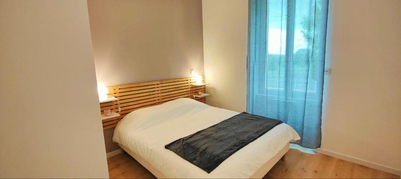 Appartements A Theme Клермон-Феран Екстериор снимка