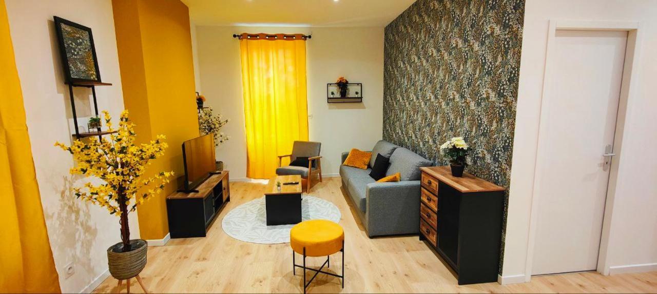 Appartements A Theme Клермон-Феран Екстериор снимка