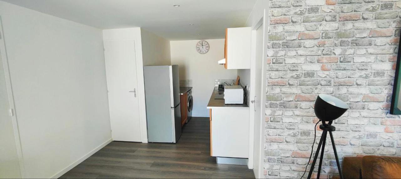 Appartements A Theme Клермон-Феран Екстериор снимка