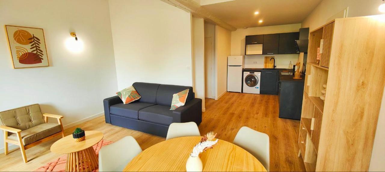 Appartements A Theme Клермон-Феран Екстериор снимка